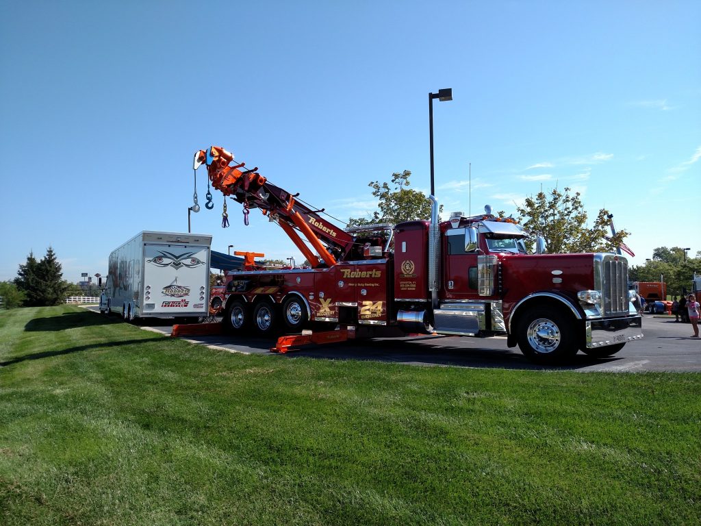 Light Duty Towing | Lexington, KY | Roberts Heavy Duty Towing and ...